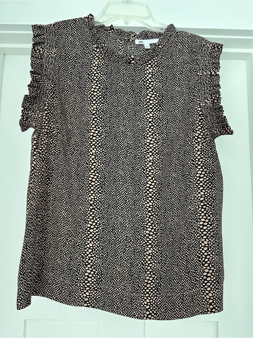 DR2 Black and Beige Dot-Pattern Ruffle Neck Blouse